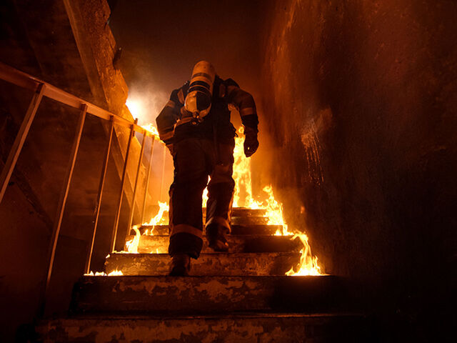 Wohnungsbrand Treppenaufgang